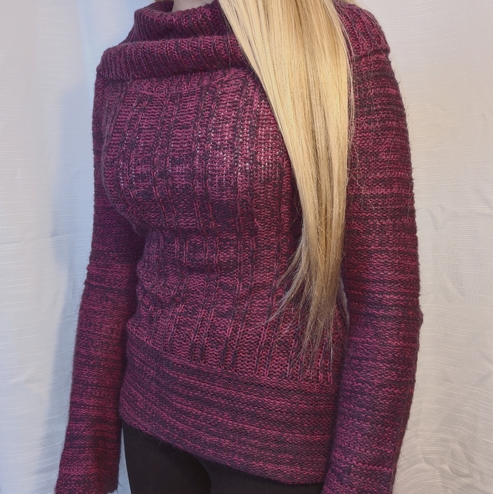 Women's Sweater
